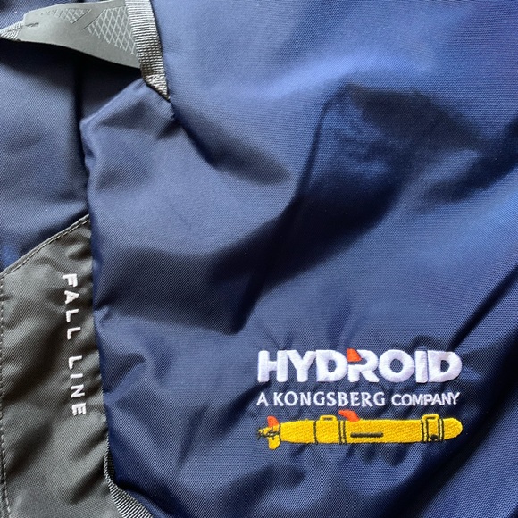 North Face Fall Line tech backpack - Picture 7 of 8